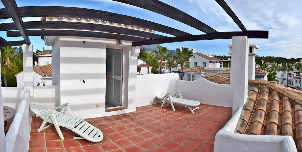Apartamentos Y Casas Serinamar Marbella El Angel Exterior photo